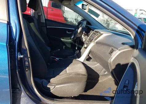 2014 Hyundai Elantra Gt z USA, uszkodzony, nr VIN KMHD35LH9EU233152